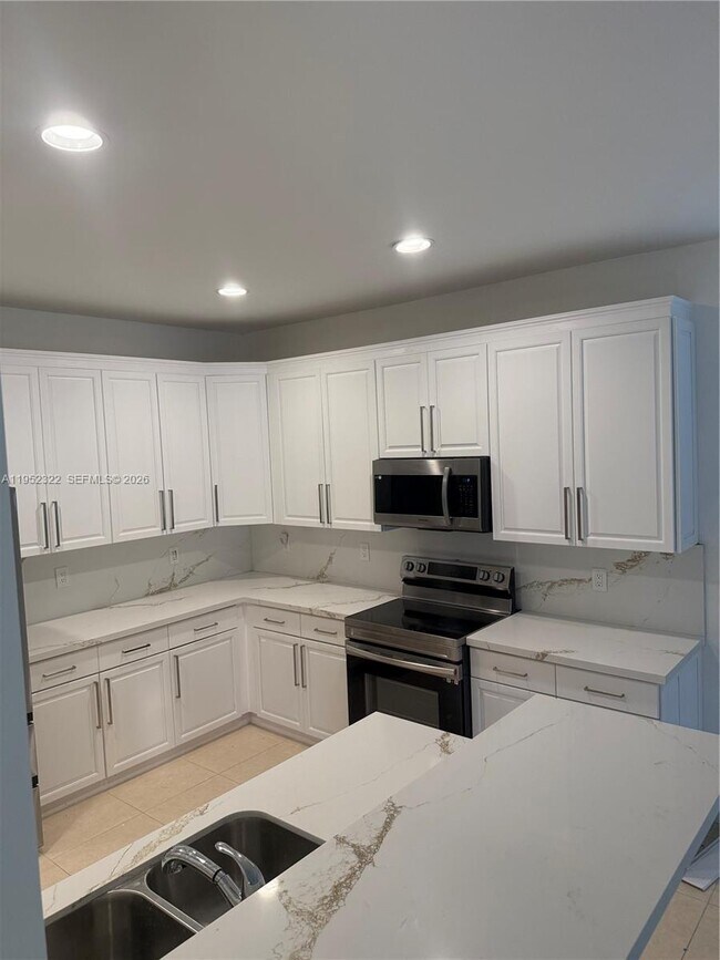 Building Photo - 1288 Camellia Cir