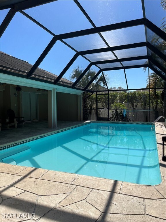 Building Photo - 385 Ashbury Way