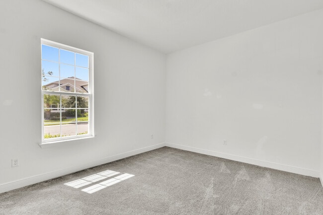 Building Photo - 5404 Golden Apple Dr