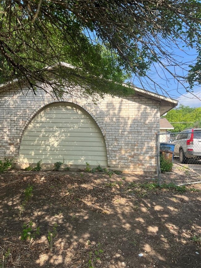 Primary Photo - 5402 Ponciana Dr