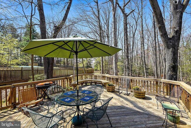 Building Photo - 980 Old Holly Dr