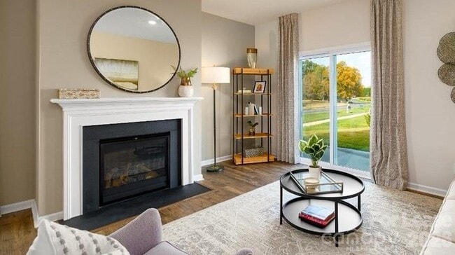 Building Photo - 1720 Vanderlyn St