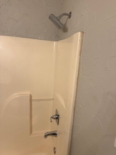 Building Photo - 10846 Tanbark Dr