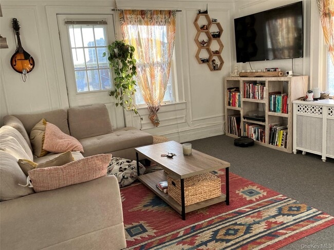 Building Photo - 27 W Olive St