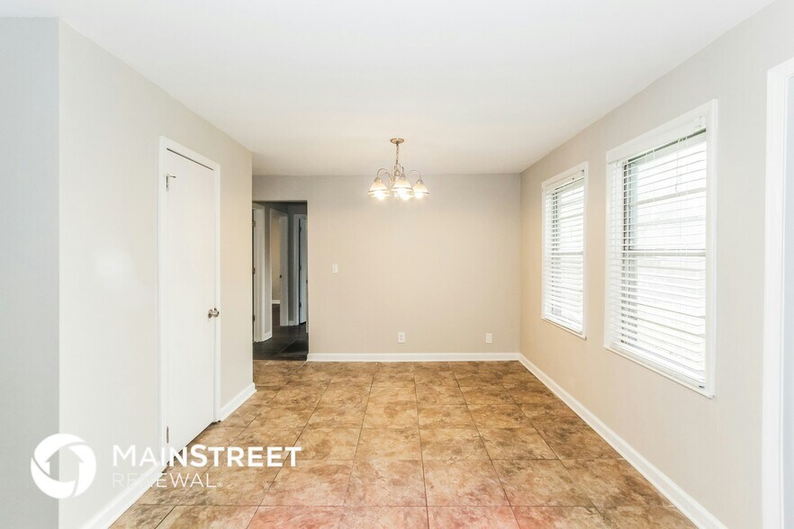 Building Photo - 2121 Mississippi Ave