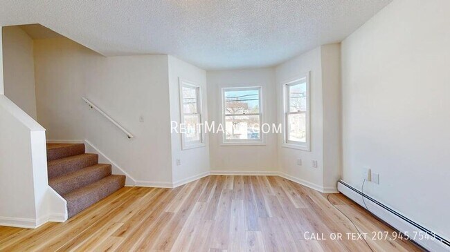 Building Photo - 148-150 Third St. Apt.-4