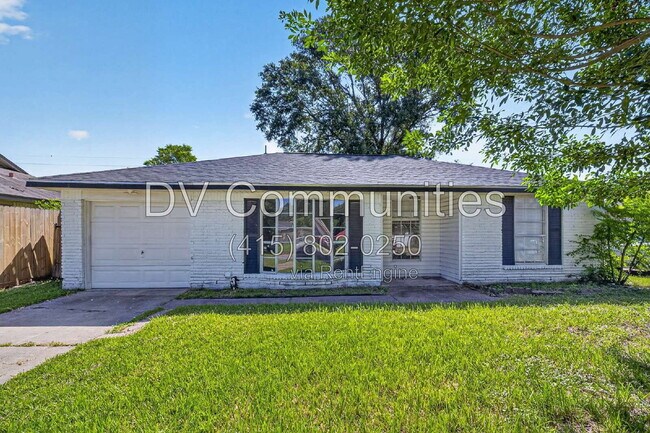 Building Photo - 15331 Campden Hill Rd