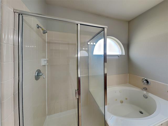 Building Photo - 8209 Swan Park Dr