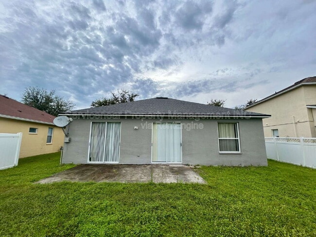 Building Photo - 10303 Beneva Dr
