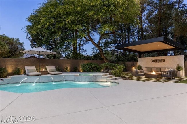 Building Photo - 29 Desert Highlands Dr