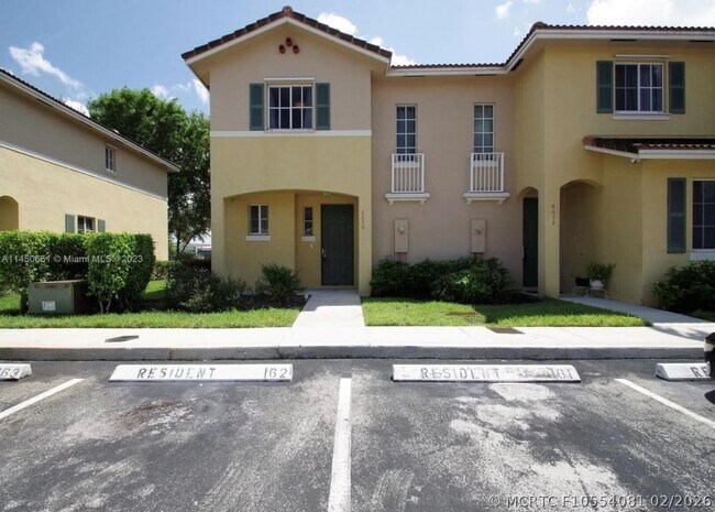 Building Photo - 6030 SW 19th Pl