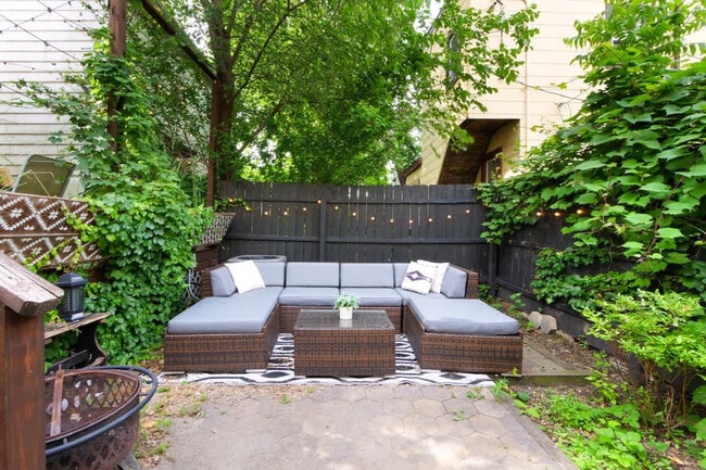 Building Photo - 2156 W 34th Pl