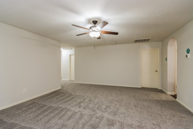 Building Photo - 4422 Cannongate Dr