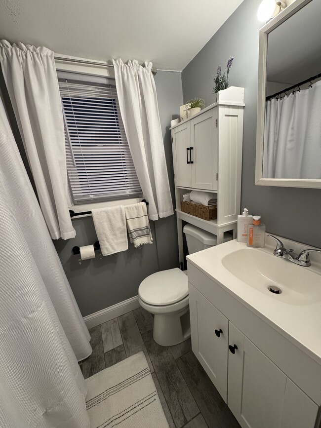 Building Photo - JNB Wood Properites LLC