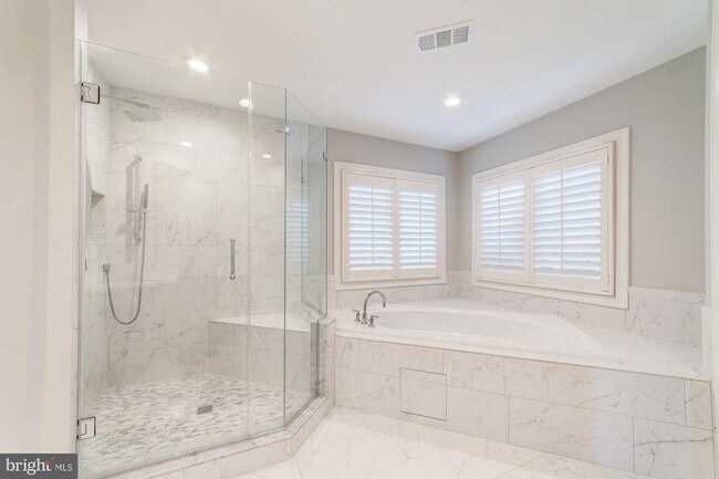 Building Photo - 1472 Carrington Ridge Ln