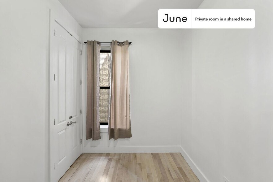 Building Photo - Room in Shared 4 bed/2 bath home