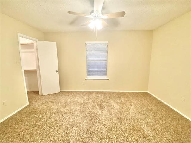 Building Photo - 2800 Kempton Dr