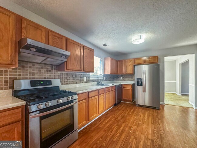 Building Photo - 3901 Swooping Ct