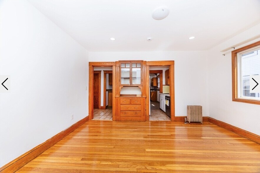 Building Photo - 17 Puritan Rd