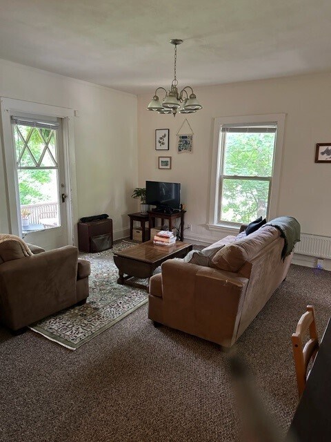 Building Photo - 110 Heights Ct