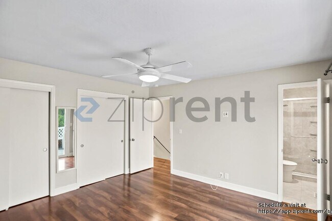 Building Photo - 48 N Lake Dr