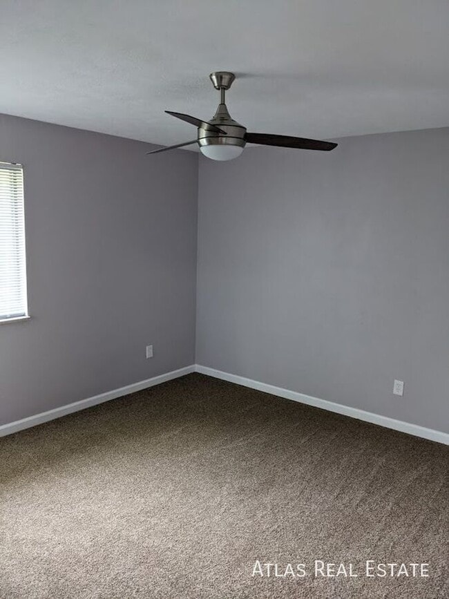 Building Photo - 13917 E Oxford Pl