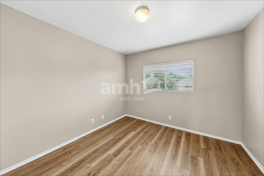 Building Photo - 723 Rodeo Ranch