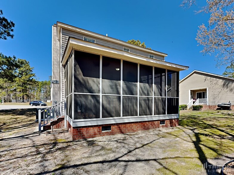 Building Photo - 104 Kells Dr