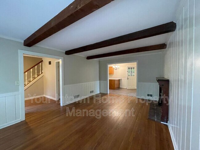 Building Photo - 2694 Shetland Dr
