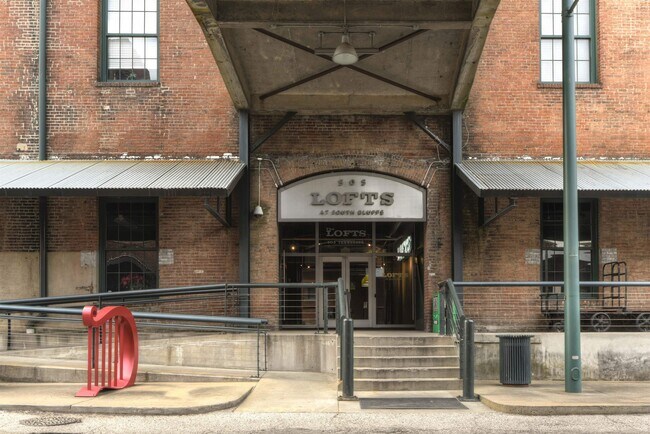 Building Photo - 505 Tennessee St