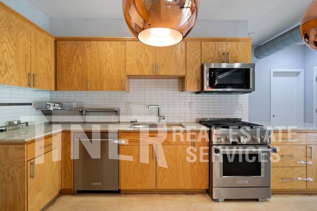 Building Photo - 785 Alloy Ct