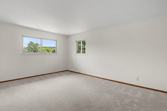 Building Photo - 5291 Crestline Way
