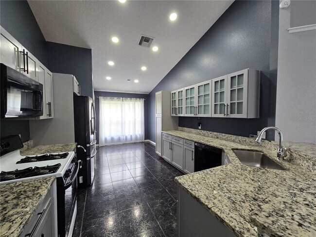Building Photo - 10117 Somersby Dr