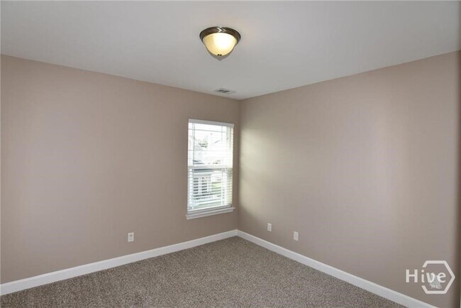 Building Photo - 179 Byron Dr