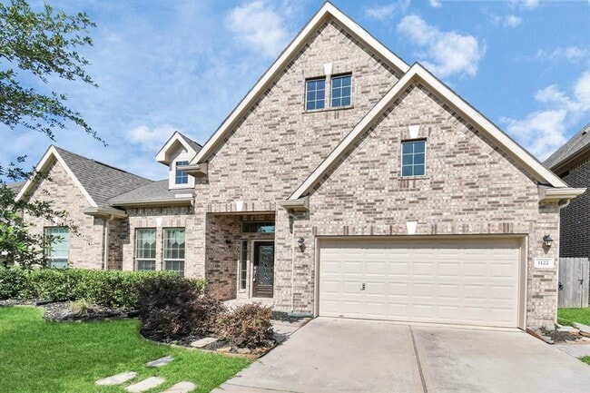 Primary Photo - 1122 Boxwood Dr
