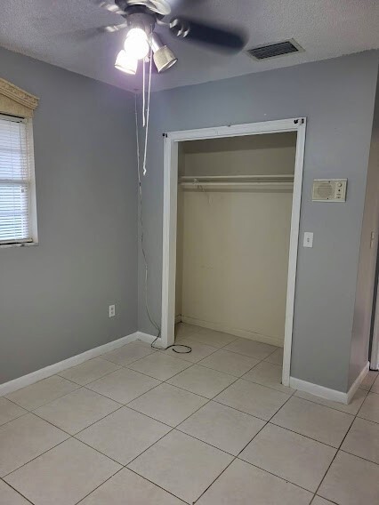 Building Photo - 1674 Louis Dr