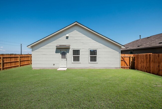 Building Photo - 4934 Legacy Trl