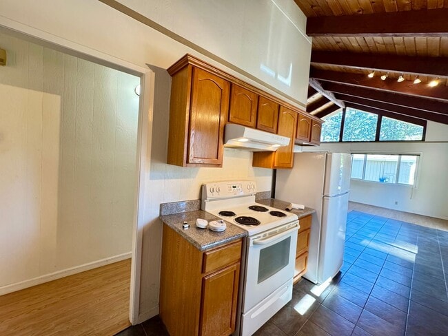 Building Photo - 11447 Lower Cir Dr