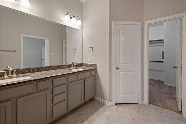 Building Photo - 2939 Twin Cove Ct