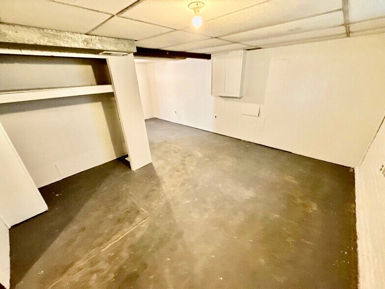 Building Photo - 3321 California St