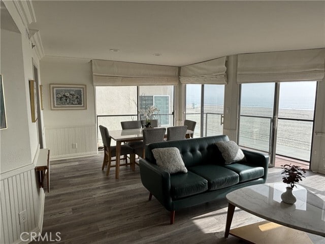 Building Photo - 1230 E Ocean Blvd