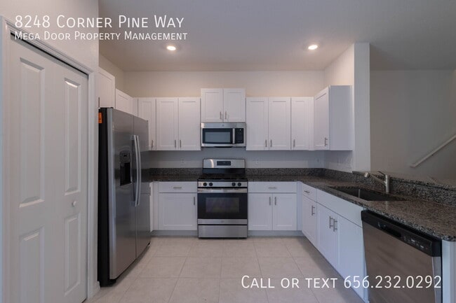 Building Photo - 8248 Corner Pine Way-