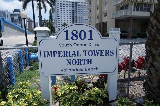 Building Photo - 1801 S Ocean Dr