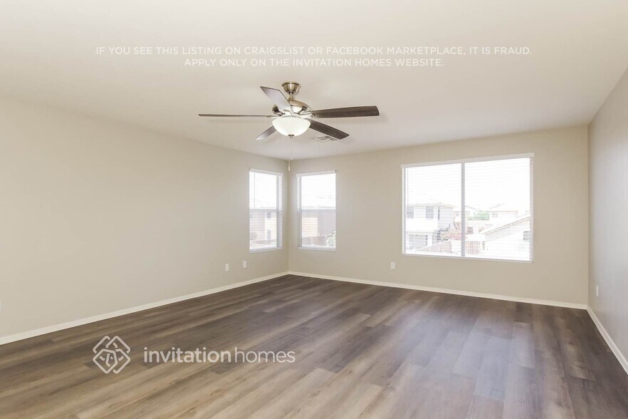 Building Photo - 12934 W Laurel Ln