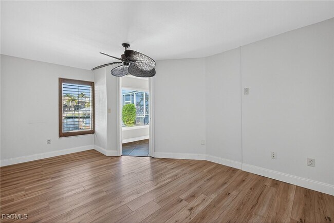 Building Photo - 1921 SE 36th St