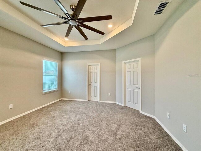 Building Photo - 35519 Bellington Blvd