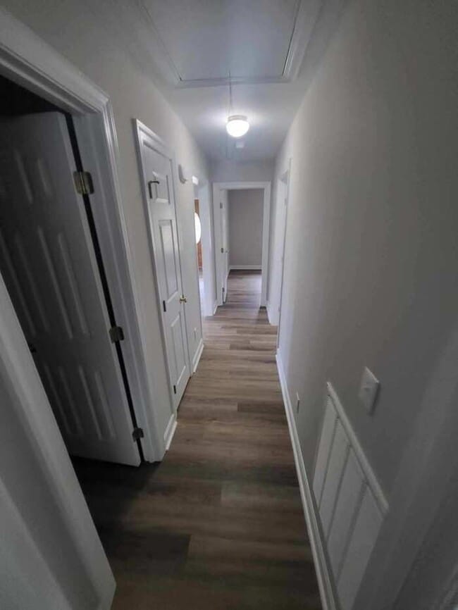 Building Photo - 645 Gardner Rd