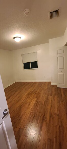 Building Photo - 3635 Sonoma Dr