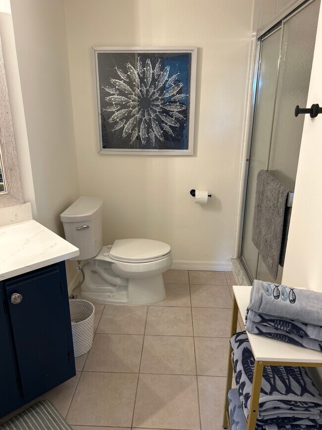 Building Photo - 19505 Quesada Ave