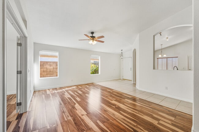 Building Photo - 6978 W Kings Ave